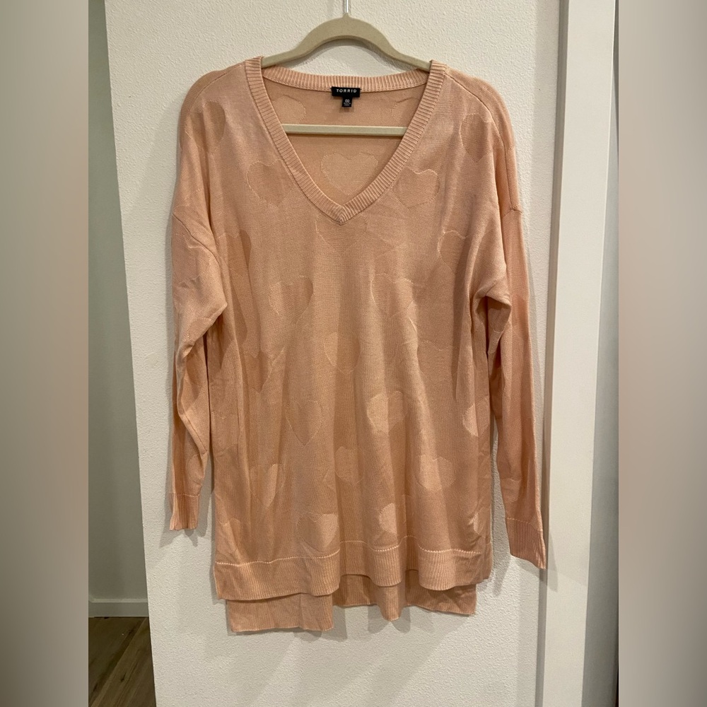 Torrid Heart Blush Pink V Neck Long Sleeve Sweater Size 00